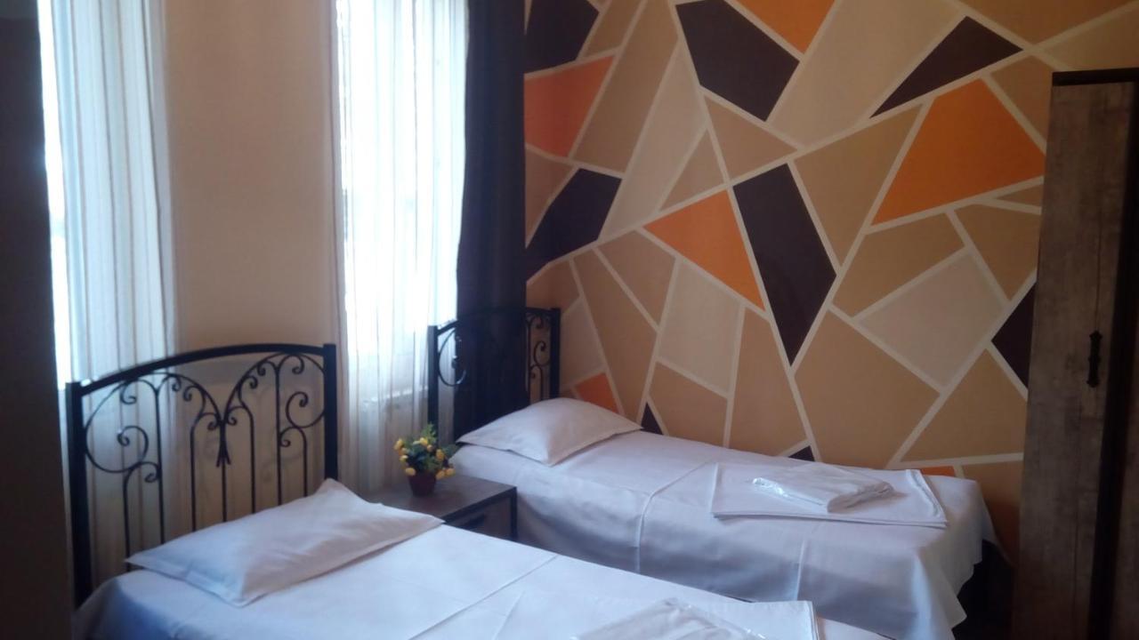 Hotel Isani Tbilisi Luaran gambar