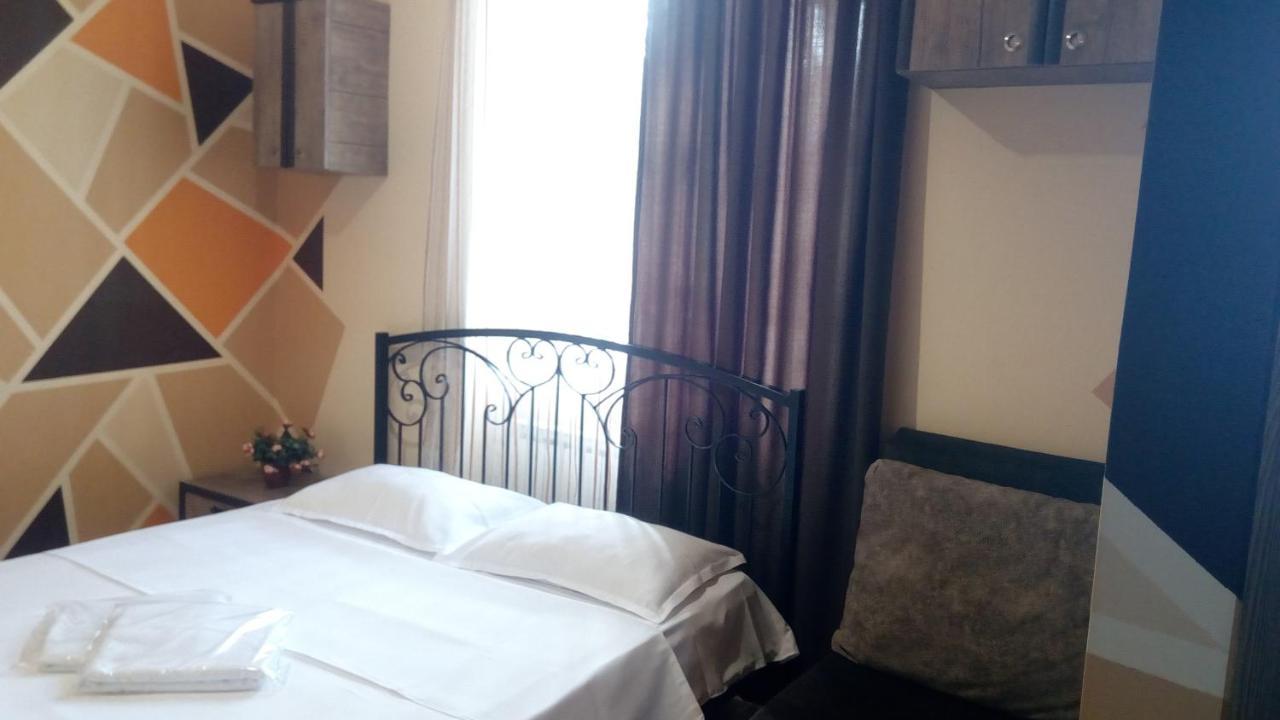 Hotel Isani Tbilisi Luaran gambar