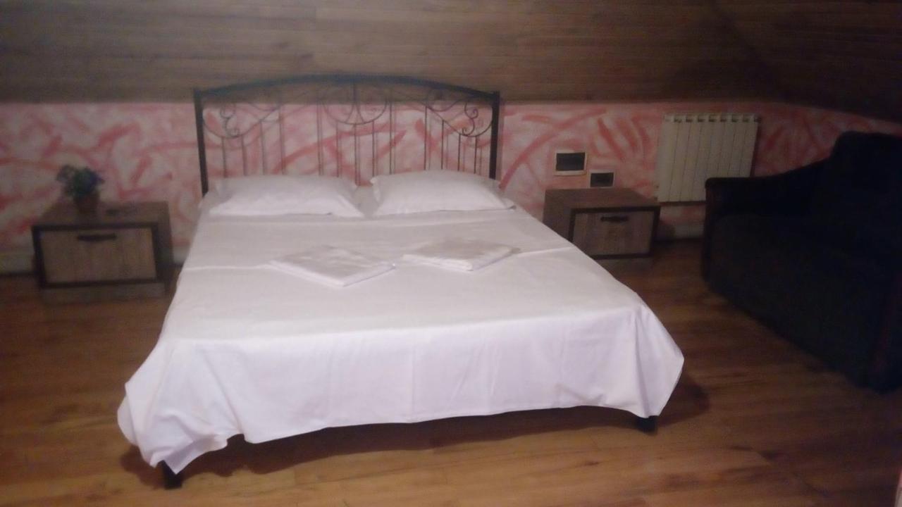 Hotel Isani Tbilisi Luaran gambar
